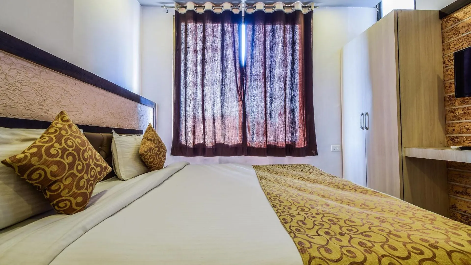 Hotel O West Wood Udaipur
